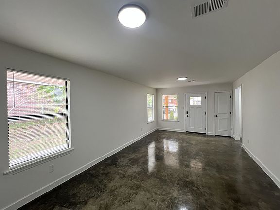 2nd image of 57 E Belle Haven Rd