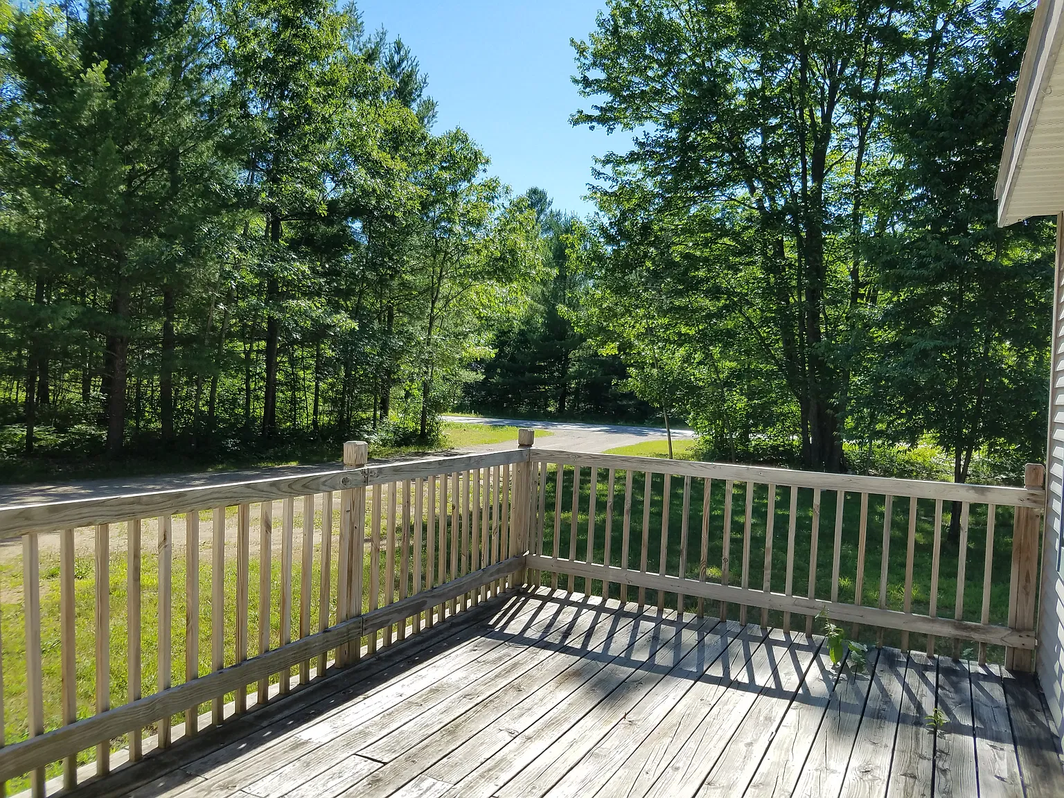 4417 Krys Rd — Photo 2