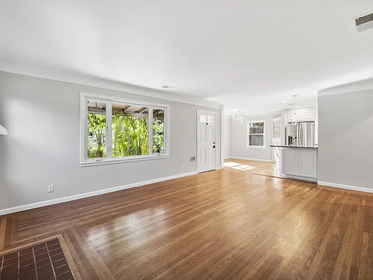 511 Central Ave — Photo 15