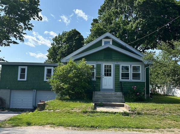 76 Shed St