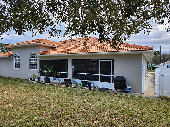 4th image of 2 Ferber Ln