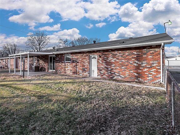 5th image of 2546 Ivy Ln