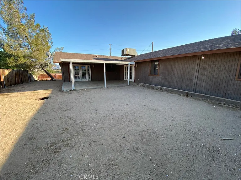 18746 Rock Springs Rd — Photo 21