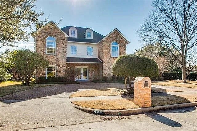 1st image of 4016 Flintridge Dr