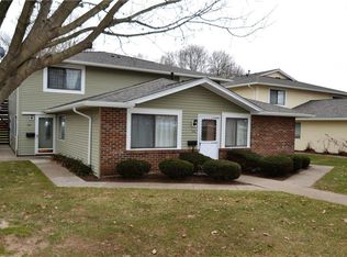 126 Milrace Dr, East Rochester, NY 14445