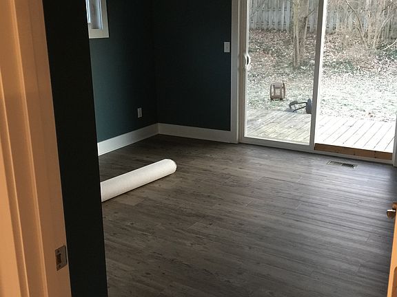 4th image of 3642 Miramar Ave NE