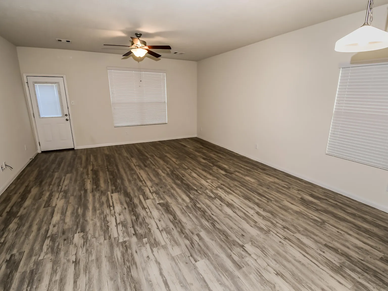 Rio Vista — Photo 4