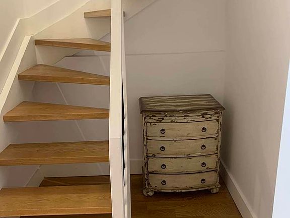 5th image of 195 Sullivan Pl #4