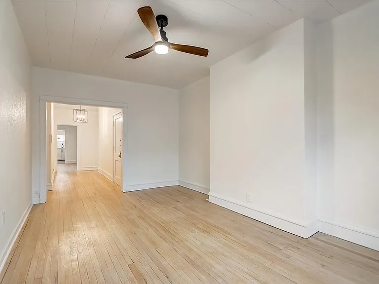 2632 N Prospect Ave — Photo 11