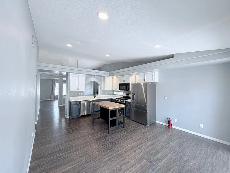 3564 Tobel Springs Dr — Photo 2