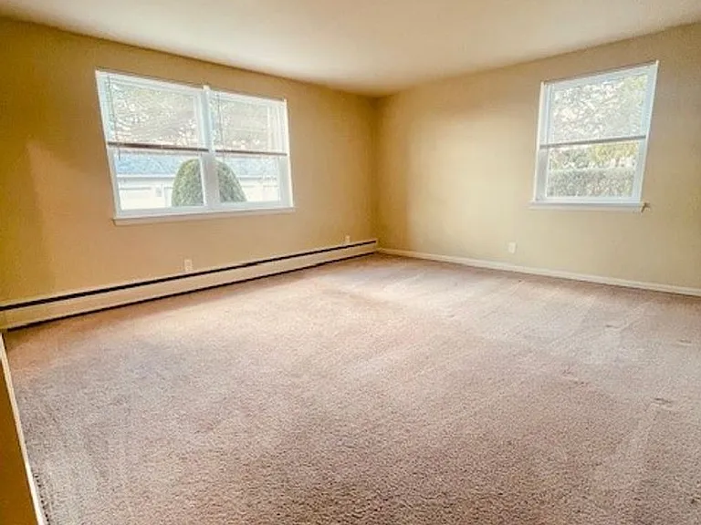 500 Manor House Ln — Photo 56