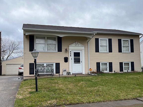 3rd image of 438 Canfield Dr