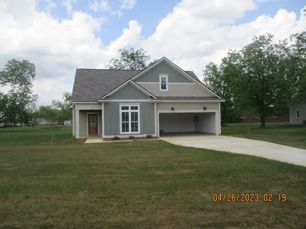 126 Chelmsford Ct, Leesburg, GA 31763