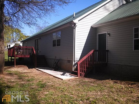 3rd image of 171 Alvin Dr