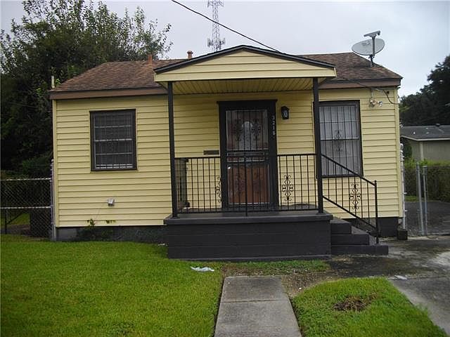 1st image of 3216 Newton St
