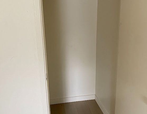 2nd image of 21265 Hathaway Ave