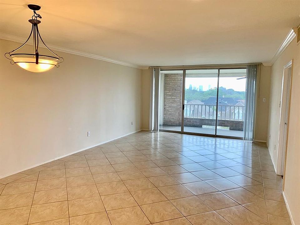 1st image of 2210 Dorrington St APT 505