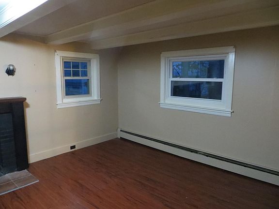 13x18 Lower Living Room