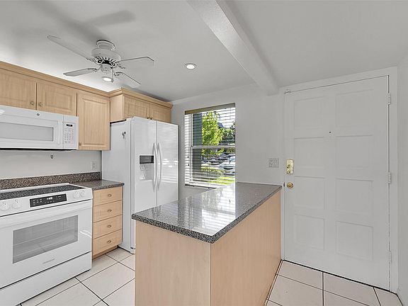 2nd image of 777 S Federal Highway #N105