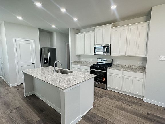 5th image of 11978 Wisteria Meadows Dr