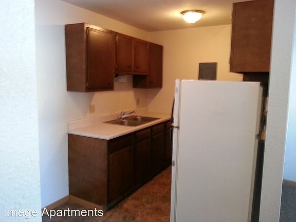 2nd image of 218 21st St NW APT 4