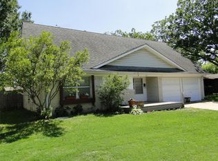 915 Wayside Way, Richardson, TX 75080