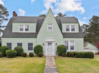 203 N 3rd St, Pinetops, NC 27864