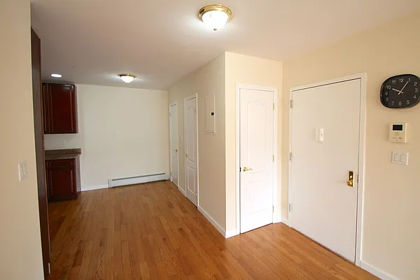 Rented by Nest Seekers International | media 10