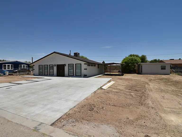330 Plantation — Photo 34