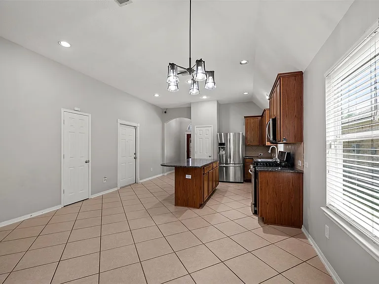 6907 Birnam Garden Ln — Photo 9