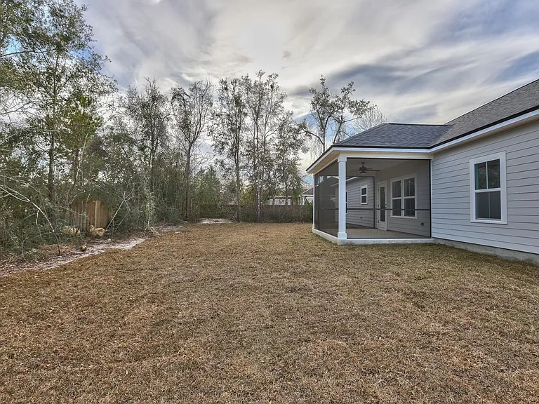 43 Sarlan Garden Dr — Photo 37