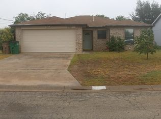 1702 Evelyn St, San Angelo, TX 76905