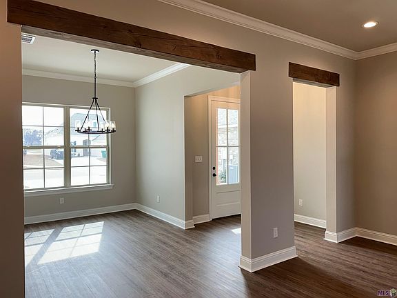 2nd image of 36286 Belle Crique Ave