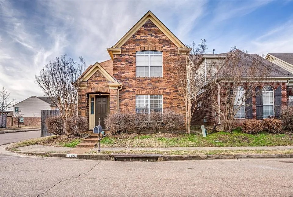 10222 Sterling Ridge Dr