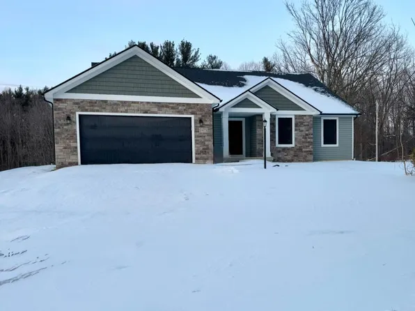 24751 Riley Rd, North Liberty, IN 46554