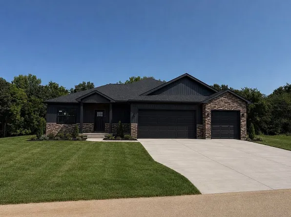 76 Drake Lndg, Jackson, MO 63755