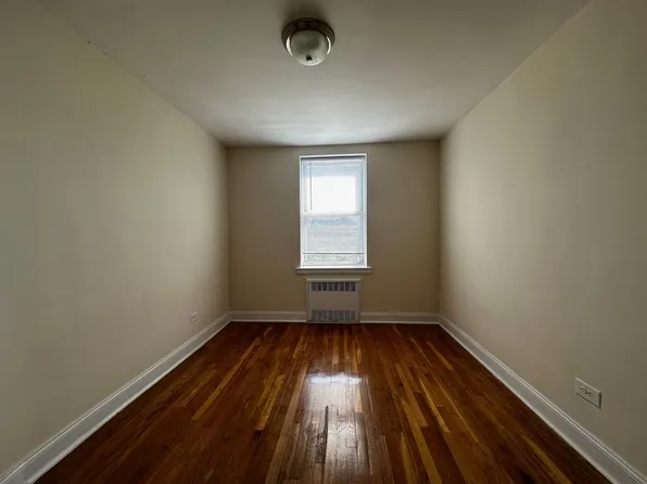 85-11 34th Avenue image 3 of 6