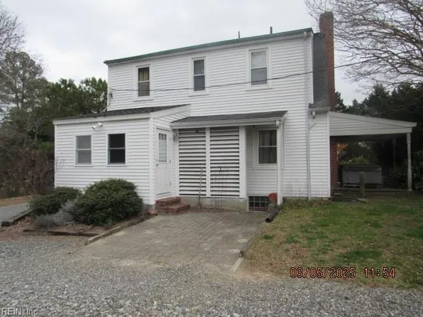 8664 Field Family Ln, Gloucester, VA 23061