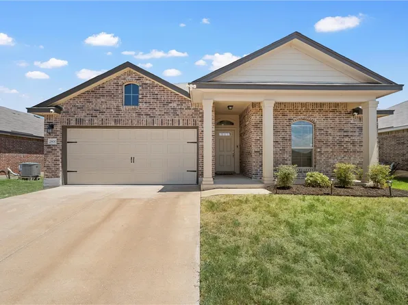 2800 Risinger Rd, Lorena, TX 76655