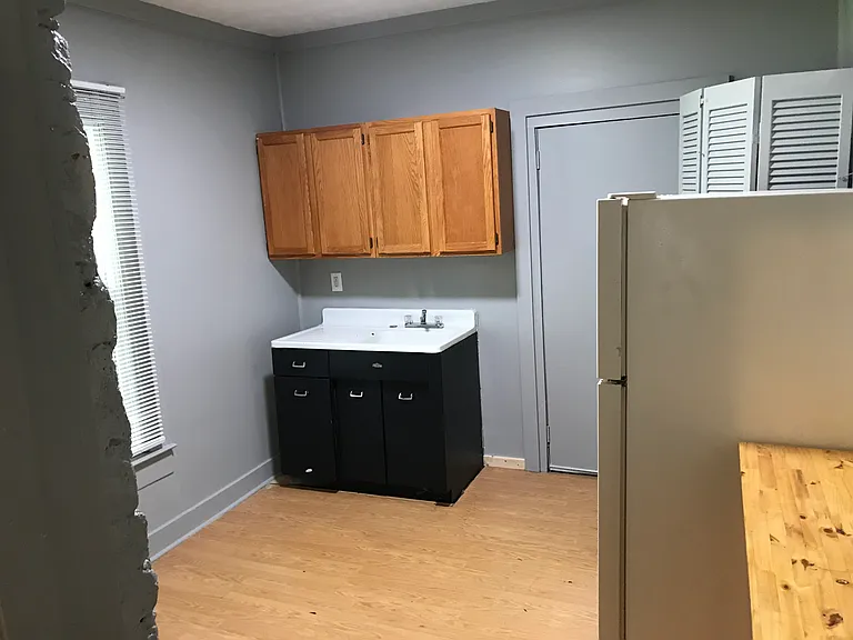 246 Indale Ave — Photo 3