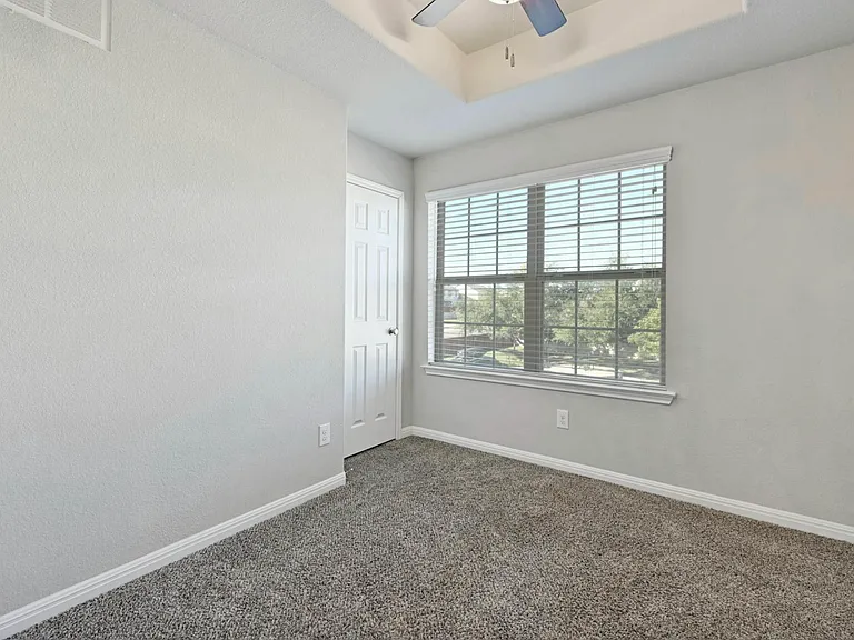 1302 Catalan Rd — Photo 17