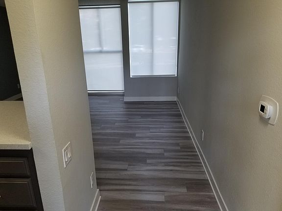 3rd image of 14402 Chandler Blvd #108