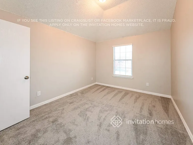 4906 Autumn Hl — Photo 13