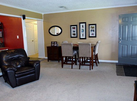 3rd image of 2214 Belegarde Dr
