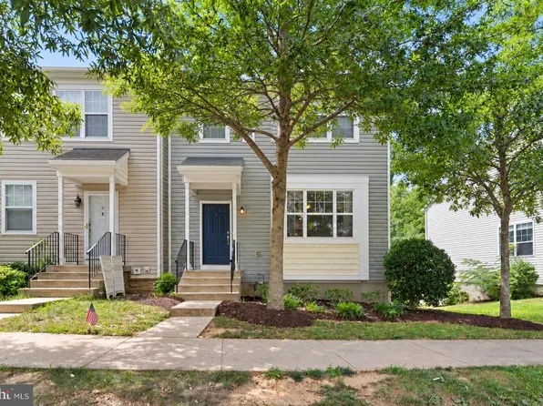 369 English Oak Ln, Prince Frederick, MD 20678