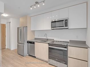 11 Maryport Ave #118, Toronto, ON M3M 0E2