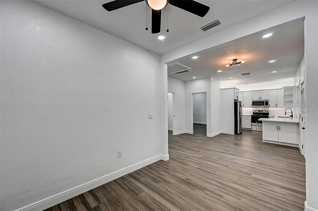 2 bed, 1.0 bath, 610 sqft, $1,700 — Photo 4