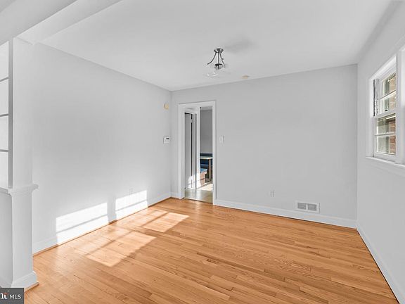5th image of 5901 1st St N