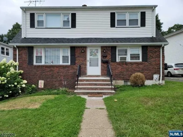 441-443 Kearney St, Paterson, NJ 07522