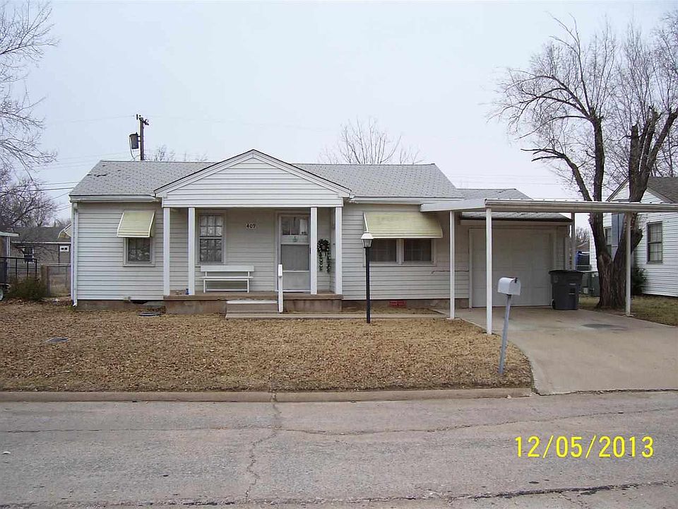 2nd image of 409 SW 23rd Pl